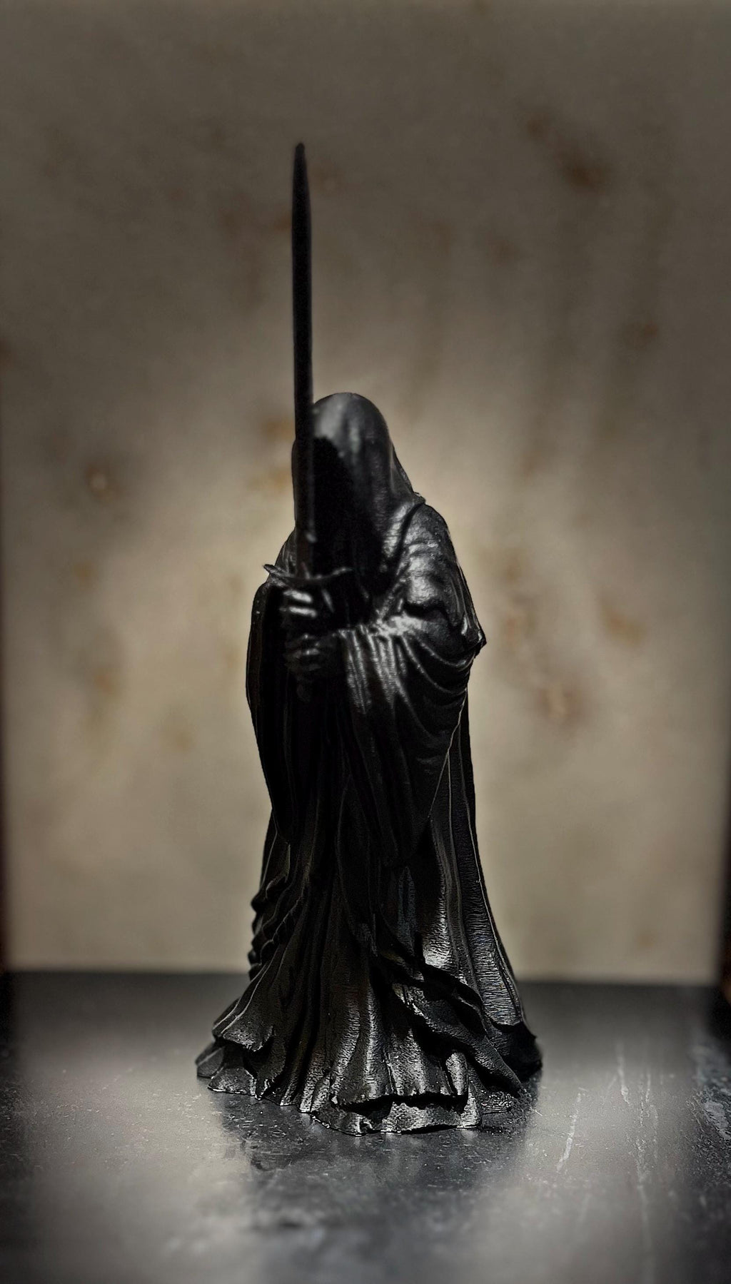 Figurka Nazgûl z Mieczem – Upiór Pierścienia | Statuetka 3D 16 cm
