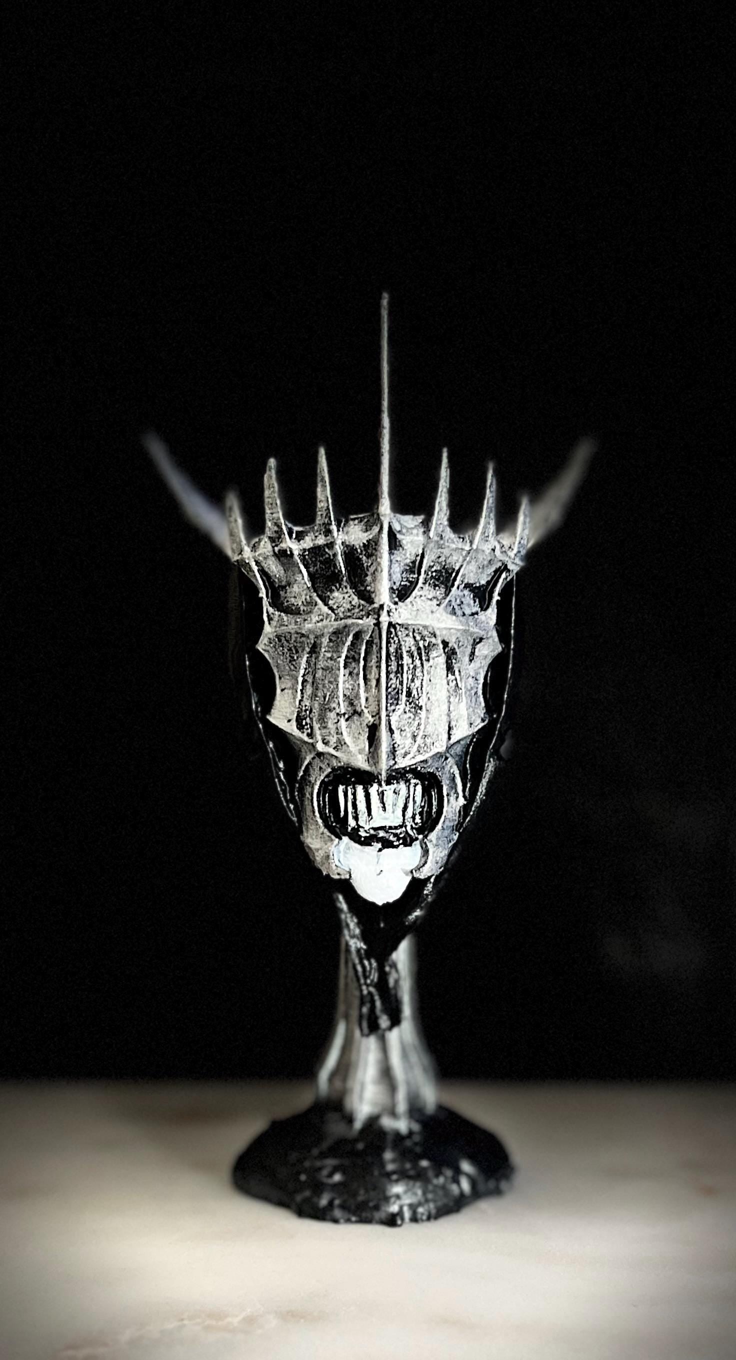 Popiersie Wysłannik Ciemności – Ręcznie Malowana Statuetka 15 cm | Dark Fantasy