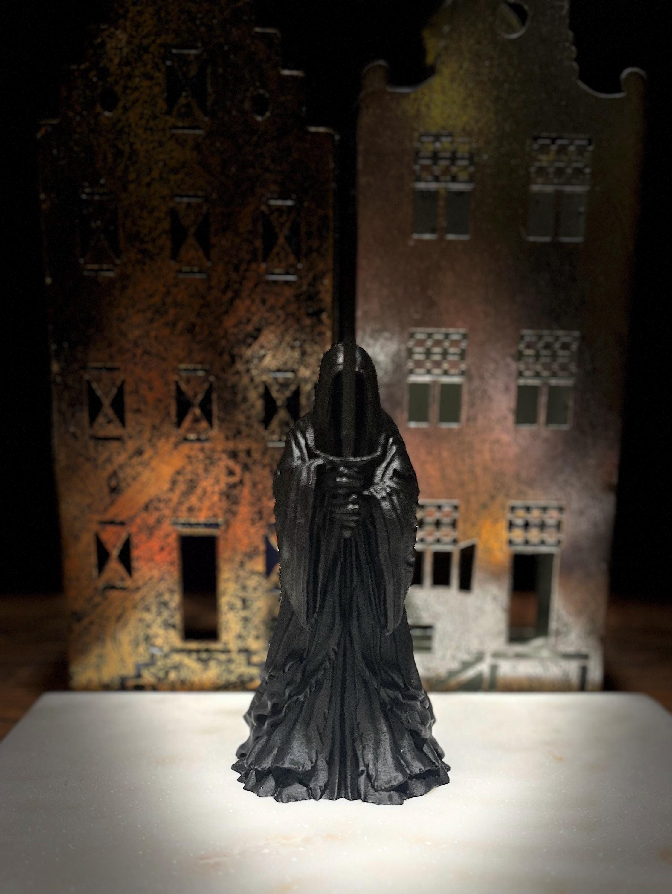 Figurka Nazgûl z Mieczem – Upiór Pierścienia | Statuetka 3D 16 cm