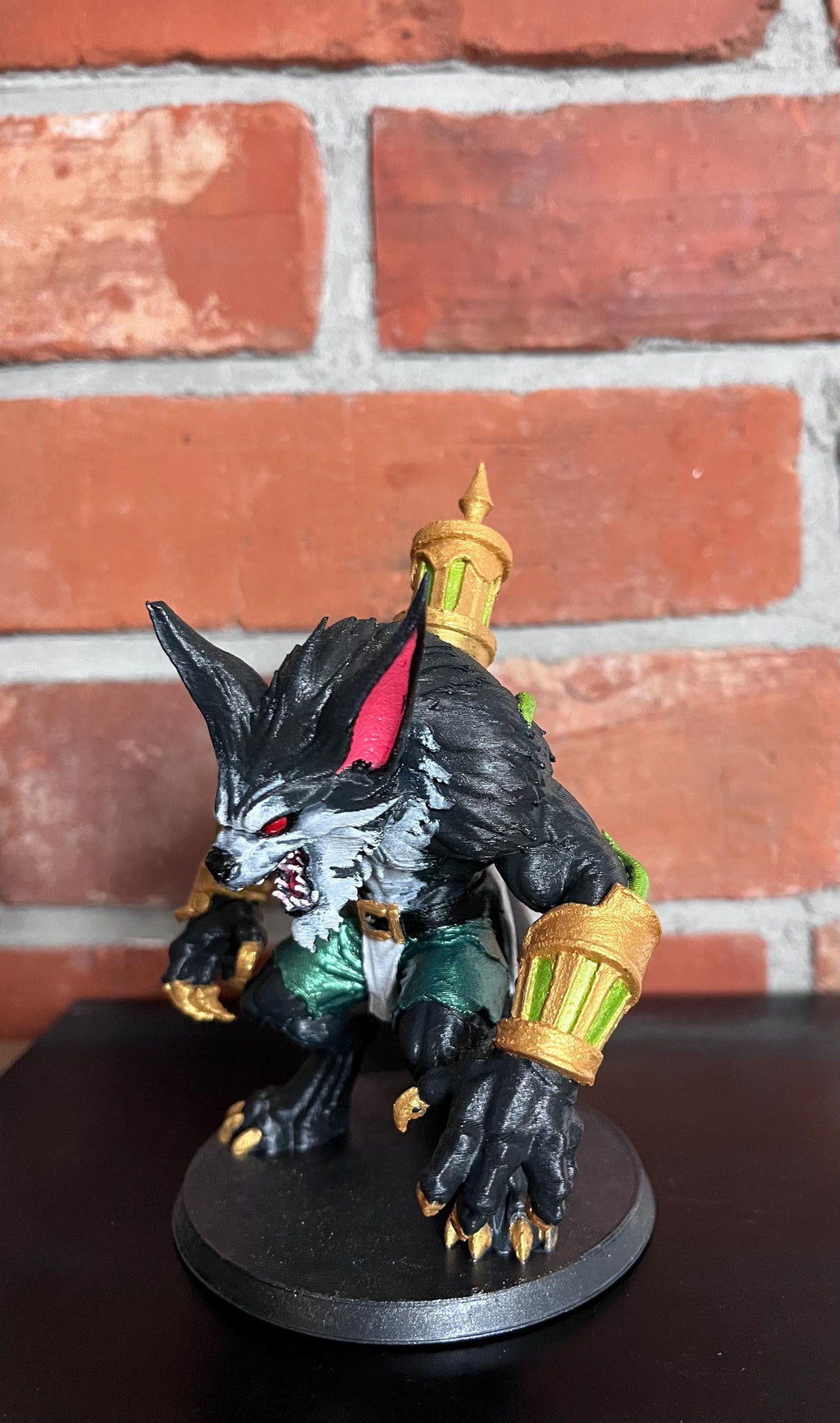 Figurka Warwick – Ręcznie Malowany Wilkołak | Unikatowy Fanart 3D