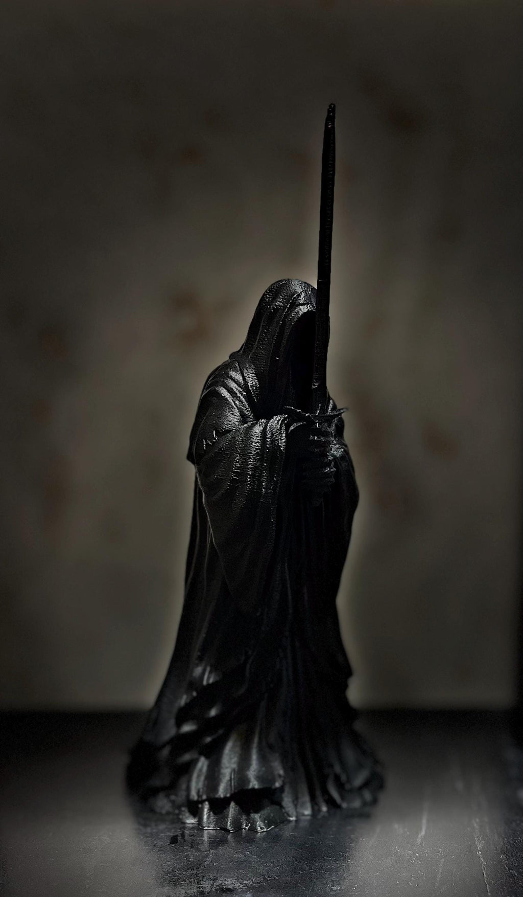Figurka Nazgûl z Mieczem – Upiór Pierścienia | Statuetka 3D 16 cm