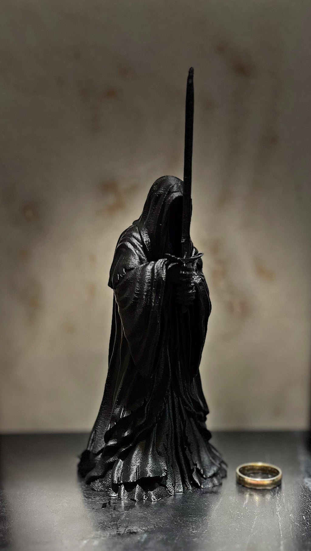 Figurka Nazgûl z Mieczem – Upiór Pierścienia | Statuetka 3D 16 cm