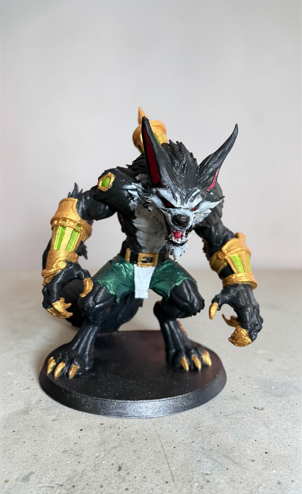 Figurka Warwick – Ręcznie Malowany Wilkołak | Unikatowy Fanart 3D